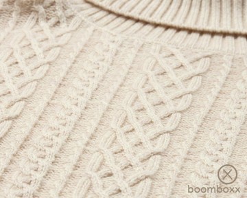 Anerkjendt aksune cable rool neck tofu 9017219503 zoom fabric