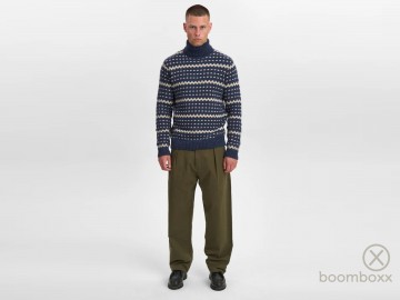 Anerkjendt aksune roll neck heavy knit sky captain 902029 4084 fotoshoot 2