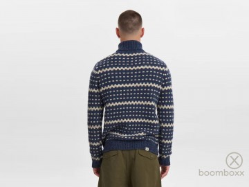 Anerkjendt aksune roll neck heavy knit sky captain 902029 4084 fotoshoot 4