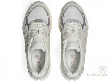 Asics gel nyc 20 white cream 1203a895101 sneaker bovenop