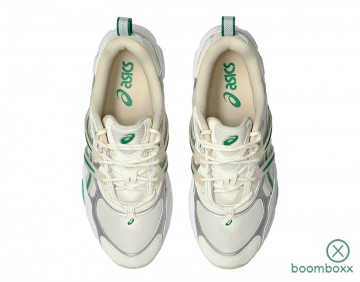 Asics gel nyc utility cream kale 1203a558 100 sneaker pair ontop