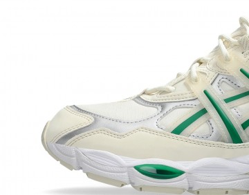 Asics gel nyc utility cream kale 1203a558 100 sneaker zoom 1