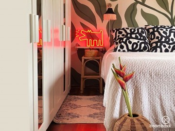 Barking dog x keith haring ypkh dog yellowpop wand presentatie 2