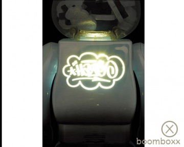 Bearbrick 400 eric haze light up edition 4530956607498 zoom haze 2
