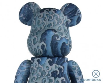 Bearbrick katsushika hokusai masculine waves 400 full hoofd zoom