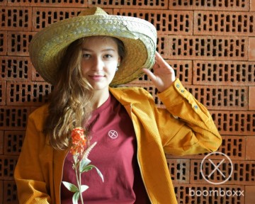 Boomboxx basixx burgundy t shirt bsxx brgnd 20 fotoshoot women