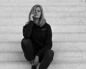 Boomboxx supply hooded logo carrier sweatershirt bmbxxlmtblck photoshoot women