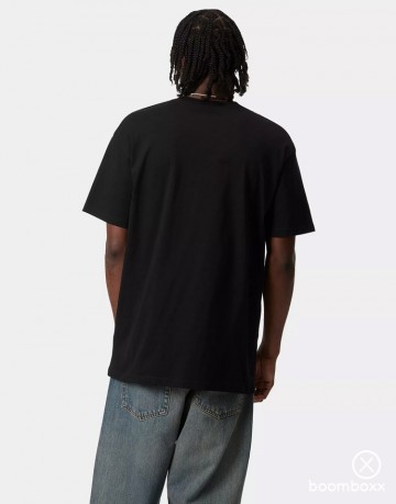 Carhartt wip chase tee black gold i02639100fxx03 fotoshoot 2