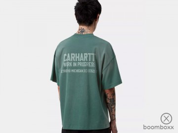 Carhartt wip ss distance t shirt dark fir i03544905a4j03 fotoshoot 2