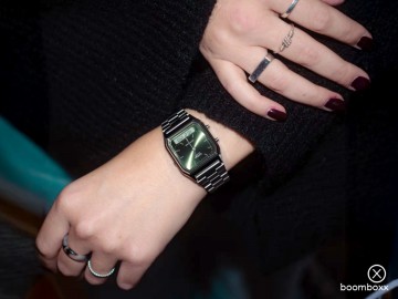 Casio vintage aq 230 serie grey olive aq 230a 3amqyes horloge fotoshoot 2