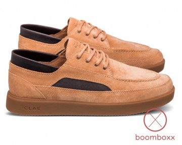 Clae monterey doe suede walrus brown cl22cmt03 sneaker pair 2