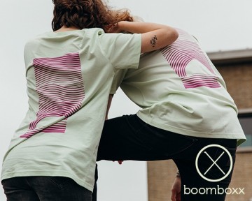 De opkomst x boomboxx limited edition t shirt fotoshoot 2