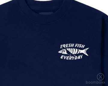 Edwin monsieur sakana sweat maritime blue i0364080dm6703 voorkant zoom