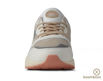 Karhu aria 95 lily white curry f803103 sneaker frontside