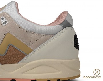 Karhu aria 95 lily white curry f803103 sneaker zoom 2