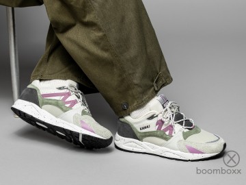 Karhu fusion 2 dark gull gray lilas f804202 sneaker fotoshoot 2