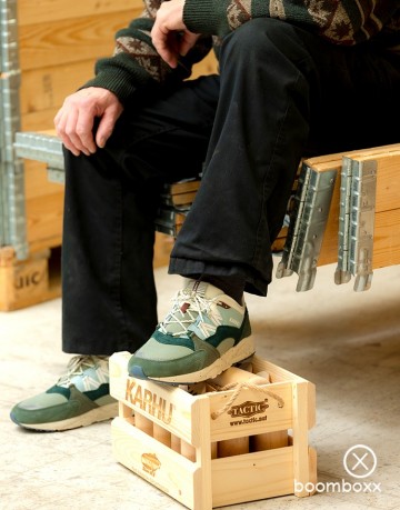 Karhu fusion 2 molkky pack laurel wreath blanc de blanc f804187 fotoshoot 4