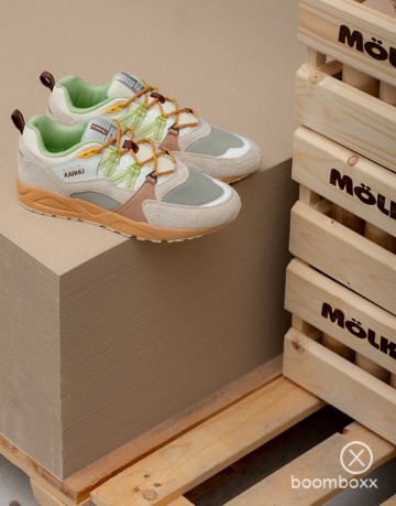 Karhu fusion 2 molkky turtledove shadow lime f804184 sneaker fotoshoot 5