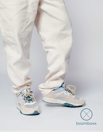 Karhu fusion 20 rainy day dawn blue f804147 sneaker photoshoot 3