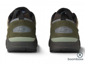 Karhu fusion xc beech jet black f830019 sneaker achterkant