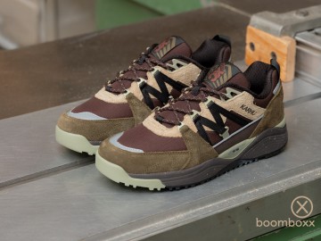 Karhu fusion xc beech jet black f830019 sneaker fotoshoot