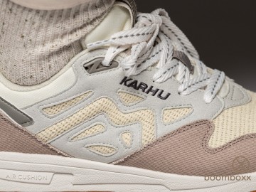 Karhu legacy 96 atmosphere asparagus f806091 fotoshoot 3