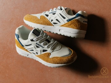 Karhu legacy 96 pumpkin spice bright white f806093 fotoshoot