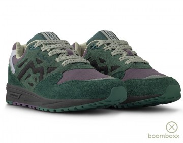 Karhu legacy 96 rain forest plum perfect f806072 sneaker pair