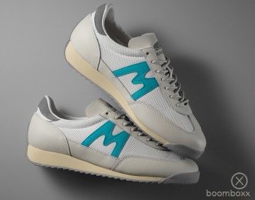 Karhu mestari lily white blue curacao f805069 sneaker photoshoot