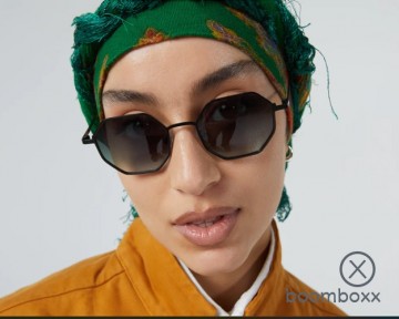 Komono jean black matte zonnebril kom s9876 fotoshoot