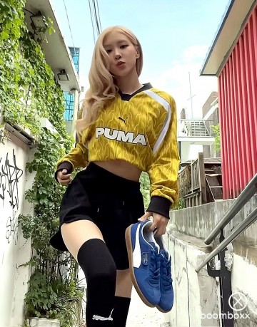 Puma palermo vintage hyperlink blue 39684101 fotoshoot 2 roses are rosie