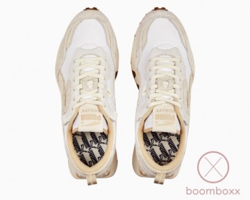 Puma rider fv worn out white pristine gum 39016701 ontop