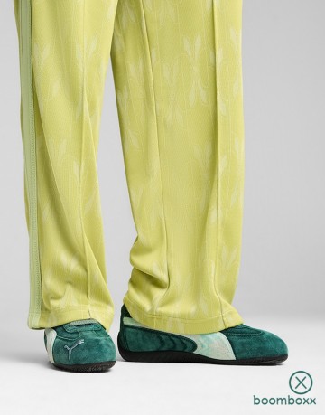 Puma speedcat the never worn dark myrtl green moon 40153201 sneaker fotoshoot 2