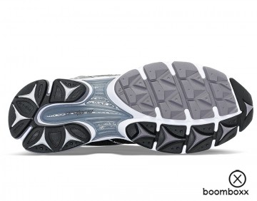 Saucony progrid triumph 4 grey silver s70704 10 sneaker outsole