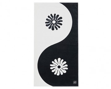 Slowtide botanical balance beach towel black strp010