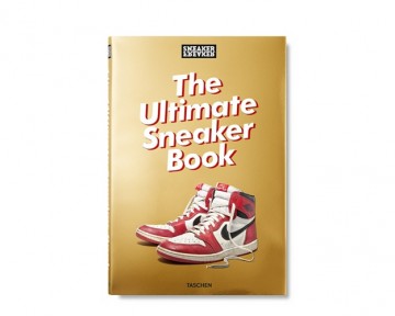 Sneakerfreaker the ultimate sneaker book 978 3 8365 7223 1 cover