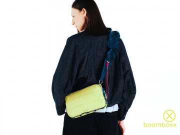 Topologie bottle sacoche large canary yellow matt coated tp wba bsl cay 27 fotoshoot 3