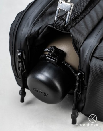 Topologie bottle sacoche puffer black tp wba bs blk 27 photoshoot 2