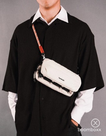 Topologie bottle sacoche puffer off white tp wba bs ofw 27 photoshoot