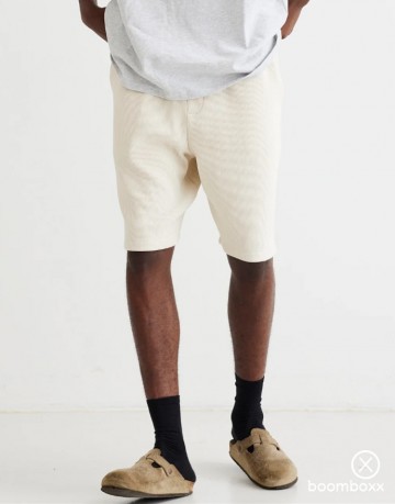 Woodbird wbben plisse short off white 2516 306 fotoshoot