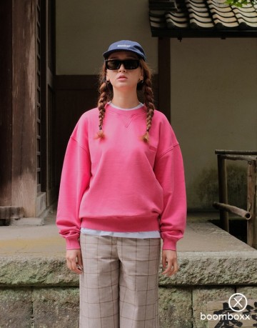 Woodbird wbcupe washed crew dark pink 2515 607 fotoshoot 2